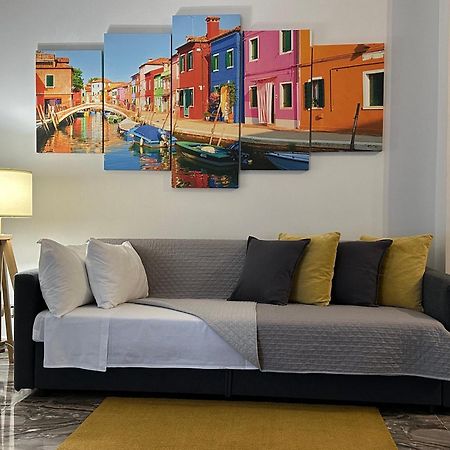Holidays Apartment Toti To Fulfill Your Wishes Mestre Exterior photo