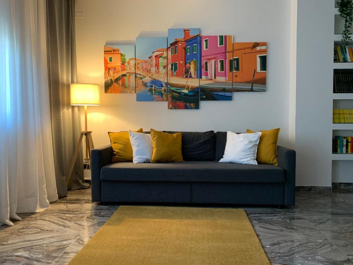 Holidays Apartment Toti To Fulfill Your Wishes Mestre Exterior photo