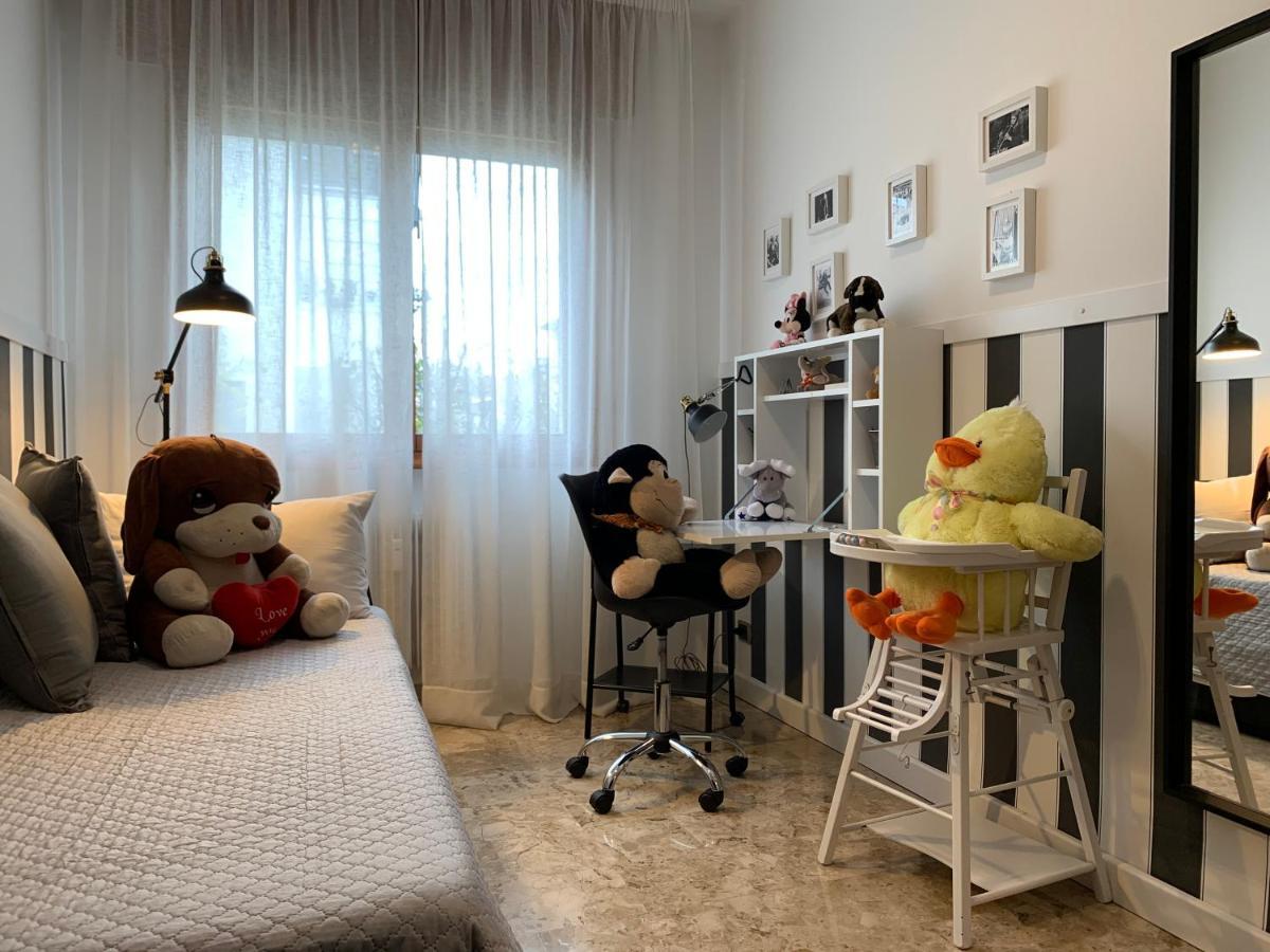 Holidays Apartment Toti To Fulfill Your Wishes Mestre Exterior photo